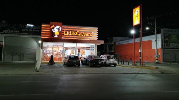 Le pega la inflación a las famosas pizzas de peperoni de León