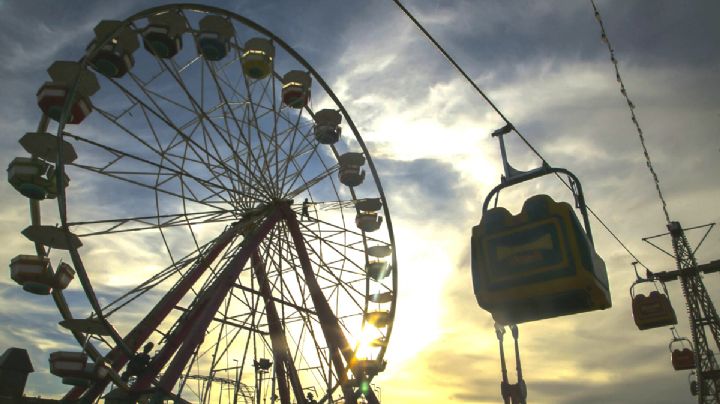 Aquí los costos y horarios de la rueda de la fortuna en el malecón de Veracruz