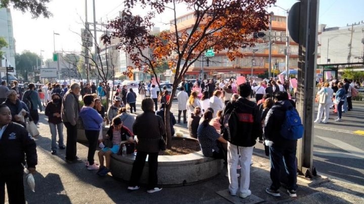 Manifestación en CDMX: bloqueo en Félix Cuevas por trabajadores del Hospital 20 de Noviembre