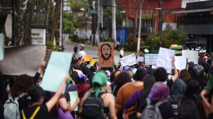 Estas calles estarán cerradas en Xalapa por marcha del 8M