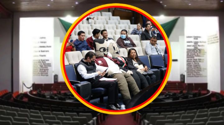Aparecen botargas de López Obrador y Marcelo Ebrard en el Congreso de Hidalgo