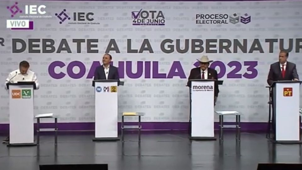 El candidato de la coalición Alianza Ciudadana por la Seguridad (PRI, PAN y PRD), Manolo Jiménez, rehuyó los ataques y acusaciones y sostuvo que el moreirato ya no existe en Coahuila