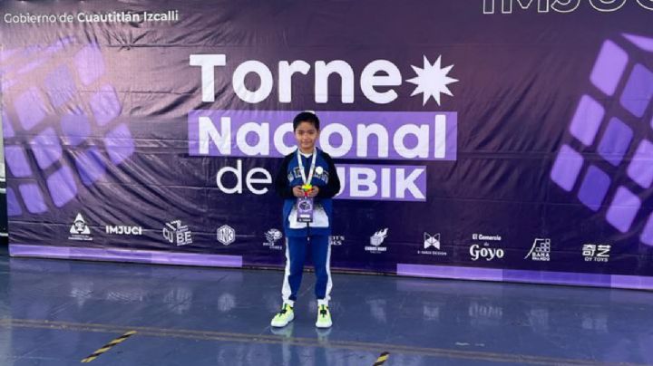 Eduardo, de Huatusco, Veracruz, destaca en competencia nacional de Rubik