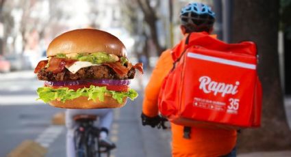 Pachuqueña pide hamburguesas de Carls Jr y repartidora de Rappi se las queda