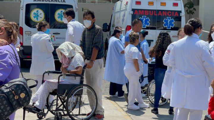 Evacuan a pacientes de hospital en Edomex... por simulacro
