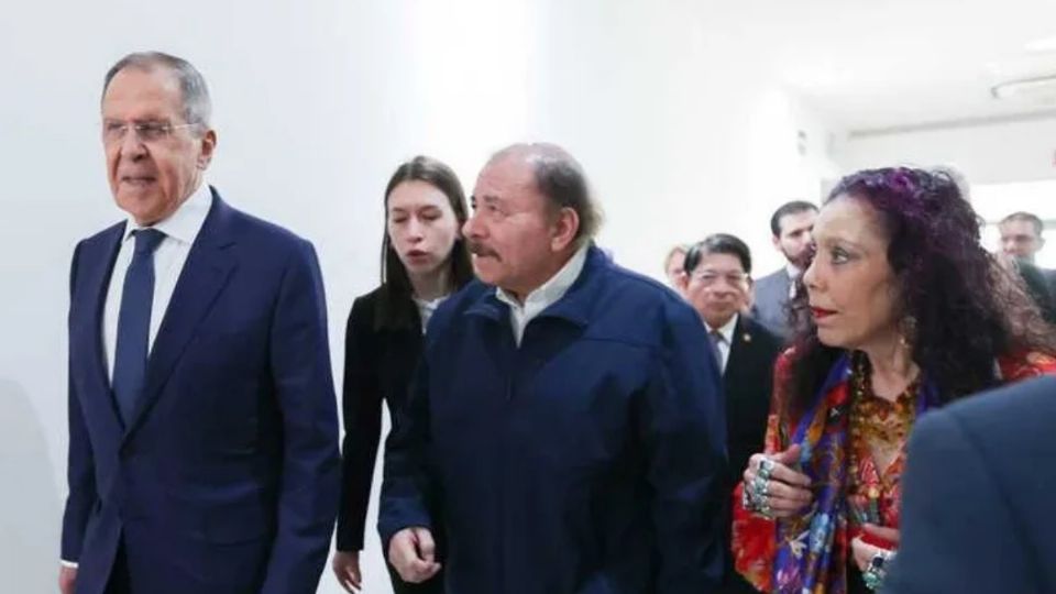 El ministro de Asuntos Exteriores de Rusia, Serguéi Lavrov, visita a Daniel Ortega