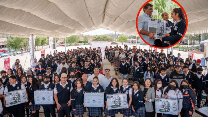Entregan equipo de robotica a jóvenes en San Miguel de Allende
