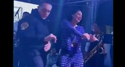VIDEO: Sandra Cuevas y Adrián Ruvalcaba bailan al ritmo de Peso Pluma en Tepito