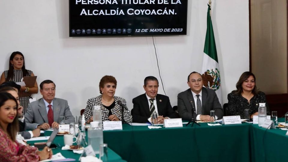 Acompañado por todo su gabinete, el alcalde de Coyoacán acudió puntual a la comparecencia a la que fue citado por las comisiones del Congreso de la CDMX.