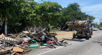 Desalojan casas y clausuran negocios de invasores en Canal de Jiménez de Veracruz
