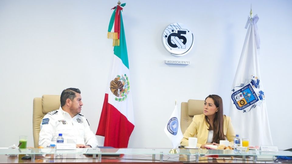 La gobernadora Tere Jiménez llamó a los involucrados en el Plan de Seguridad y Justicia “Blindaje Aguascalientes” a seguir trabajando coordinadamente y así salir fortalecidos
