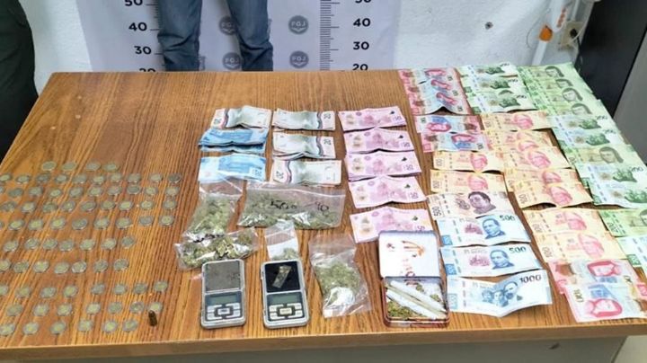 Narcos de Neza pierden cargamento y libertad; fueron detenidos por agentes de investigación