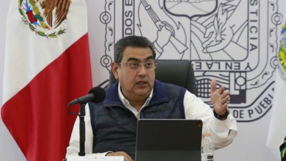 El gobernador comentó que existe la posibilidad de que el presidente ofrezca la rueda de prensa mañanera desde Puebla