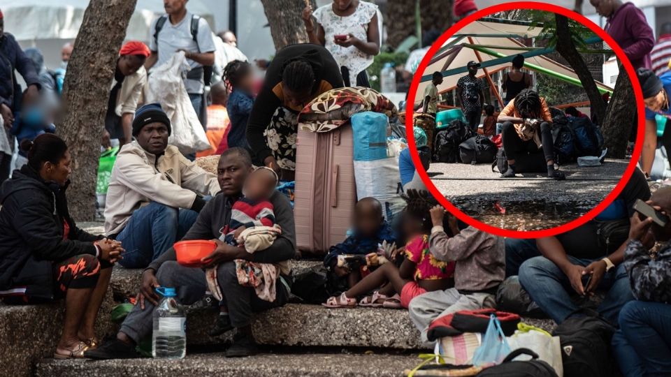 Migrantes en la Plaza Giordano Bruno de la Ciudad de México.