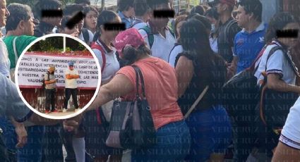 En Coatzintla, padres de familia toman el COBAEV; piden destitución de directora