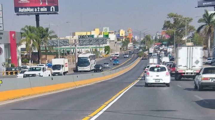 Retiran boyas del bulevar Aeropuerto en León