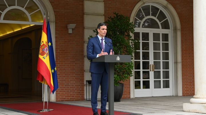 Pedro Sánchez disuelve el parlamento y anuncia elecciones anticipadas en España