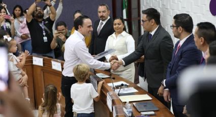 Manolo Jiménez recibe constancia como gobernador electo de Coahuila