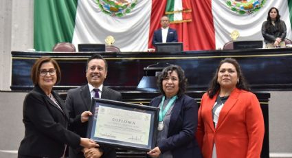 Entrega Congreso el Premio al Mérito Ambiental 2023 a la Dra. Fabiola Sandoval 