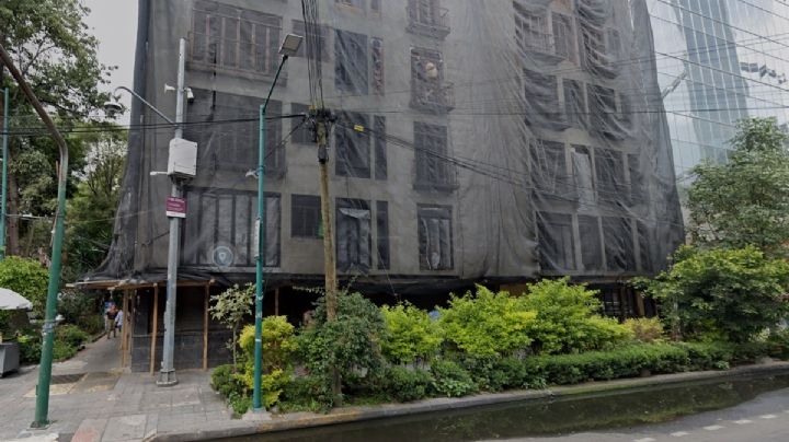 Muere trabajador de construcción al caer del quinto piso de un edificio en la Juárez