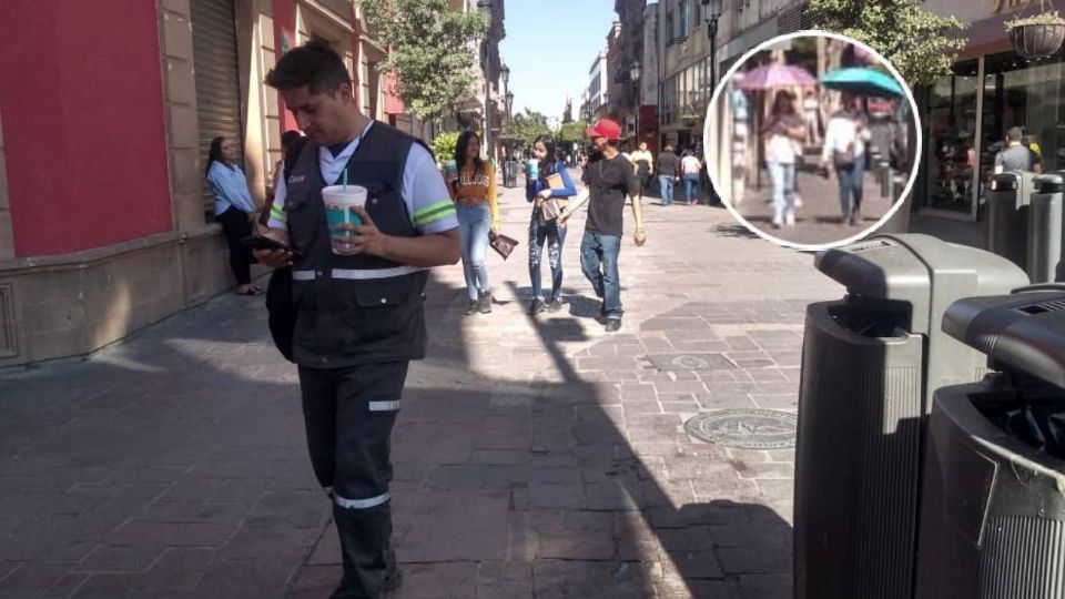 Así enfrentaron este jueves los leoneses las altas temperaturas en la Zona Peatonal.