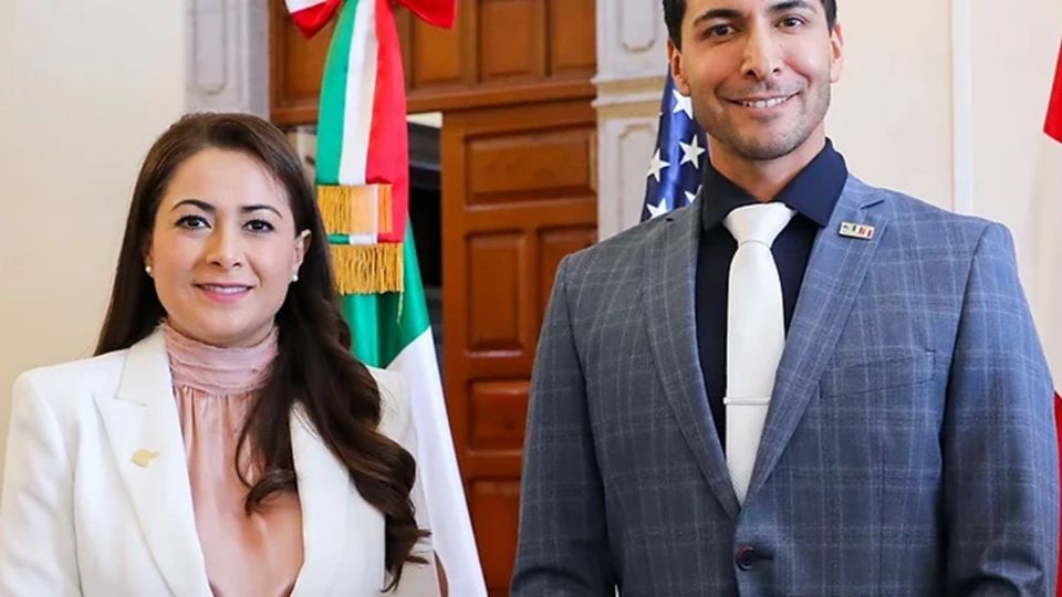 Se reúnen la gobernadora de Aguascalientes, Tere Jiménez, y el presidente de la Cámara de Comercio Internacional Canadá-Estados Unidos-México, Víctor Rosales