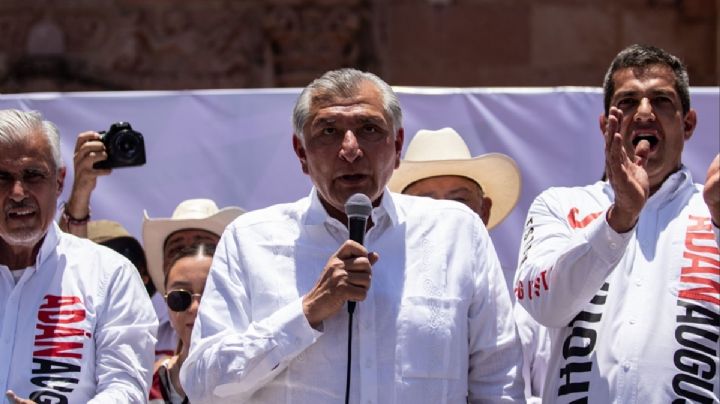 Adán Augusto dice que “rompe el cochinito” y usará 2.5 millones de pesos de sus ahorros