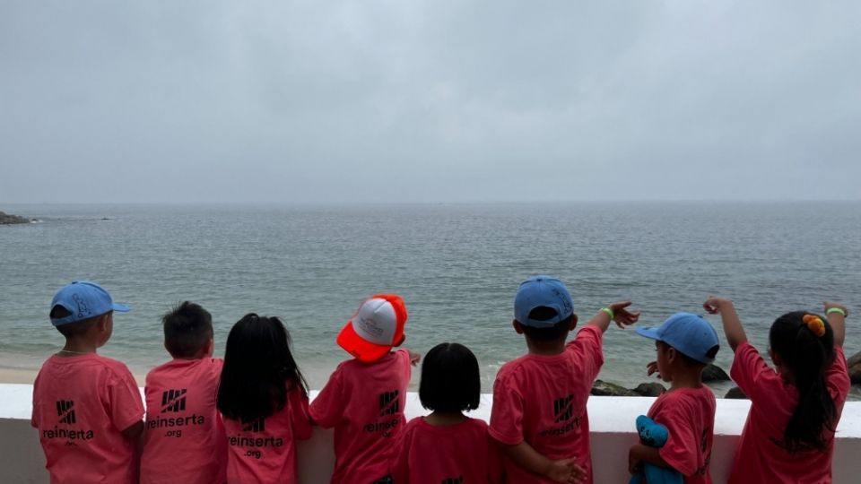 Desde 2015, 251 familias de niñas, niños y adolescentes; cuyos padres se encuentran en reclusión han conocido las playas mexicanas