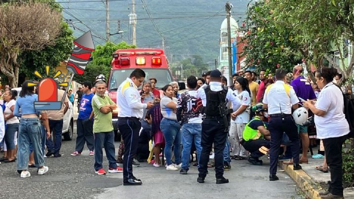 6 lesionados en Orizaba tras explosión de pirotecnia durante procesión