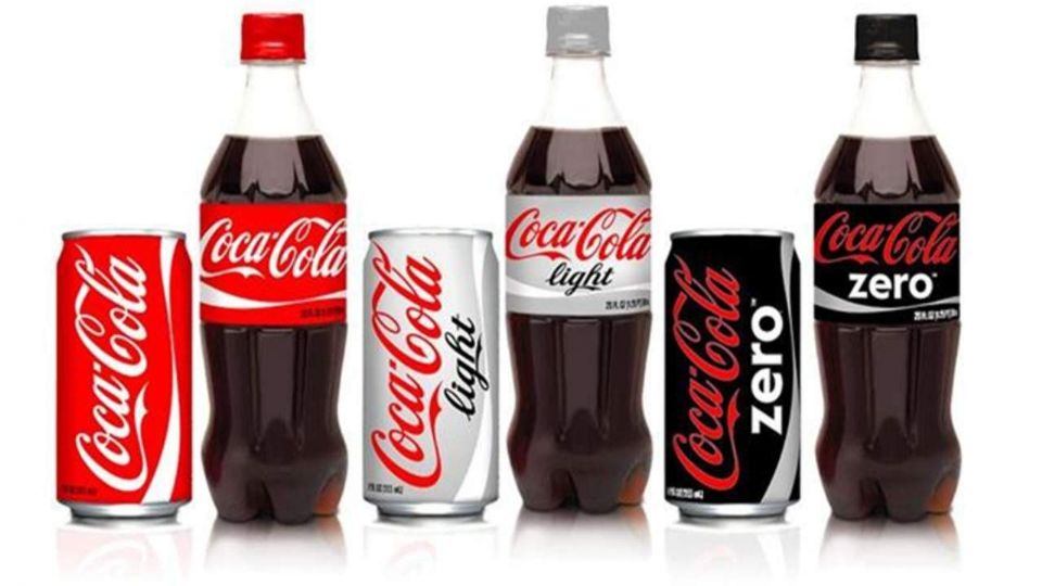 Coca Cola en diferentes versiones de endulzantes