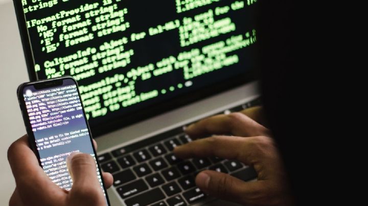 ¿Cibercriminales se hacen pasar por policías del FBI por mensajes de texto? Esto sabemos