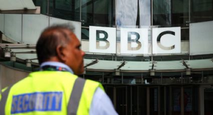 Policía pide frenar investigación BBC sobre escándalo sexual; un presentador de la cadena esta involucrado
