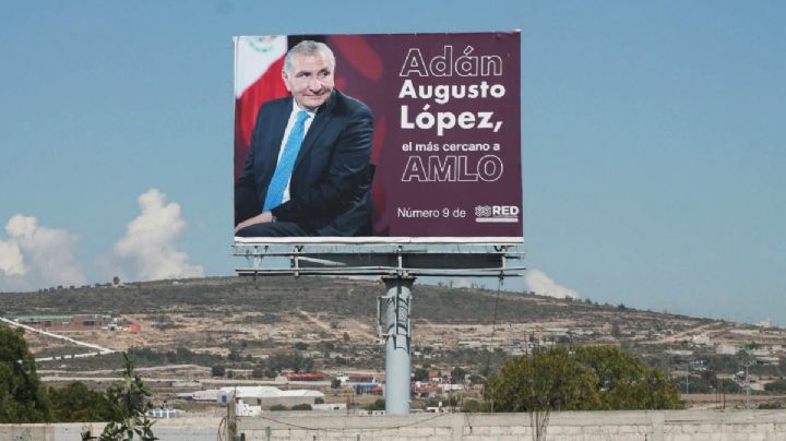 En Pachuca, Adán le gana a Claudia y Marcelo… en espectaculares; ¿cuánto cuestan?