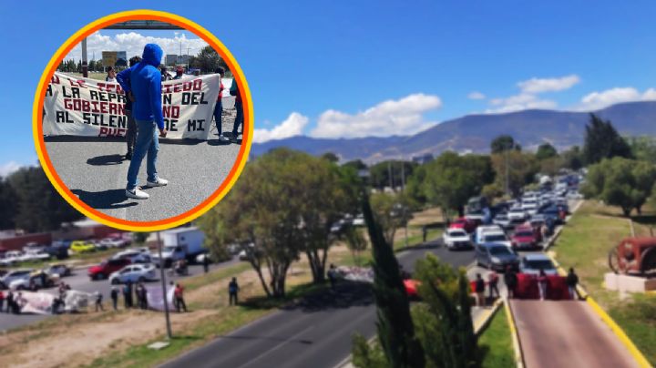 Bloqueo en bulevar Felipe Ángeles desquicia tránsito en Pachuca, ¿quiénes son y qué piden?