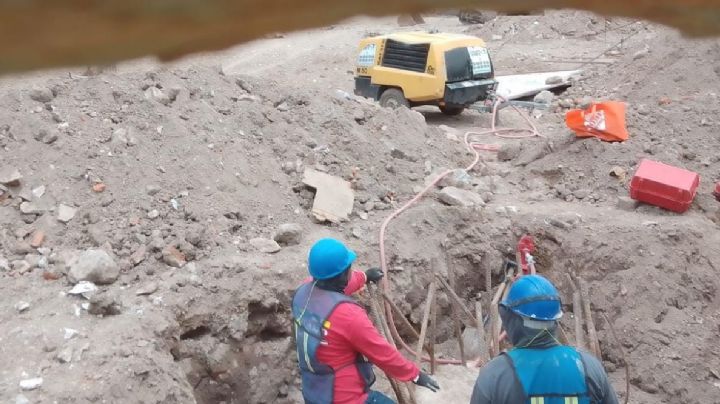 Vecinos de Acatlán bloquean Lomas Verdes, protestan por nuevos fraccionamientos en Naucalpan 