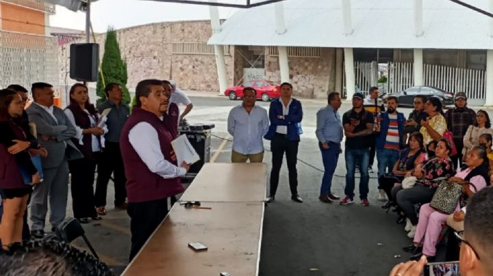 Urgen nombrar a nuevo líder sindical del gobierno estatal, tras detención de dirigente