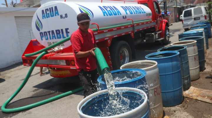 Crisis del agua en CDMX: Hallan 3 tomas ilegales y refuerzan revisión de pipas "pirata"