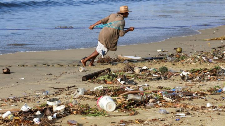 Esta playa de Puerto Vallarta, favorita de los leoneses, tiene exceso de heces fecales