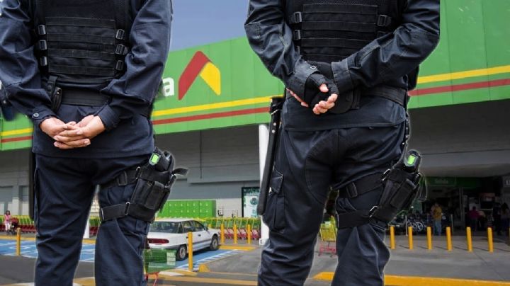 Roban medio millón de pesos en Aurrera de Plaza Bella Pachuca; 7 detenidos