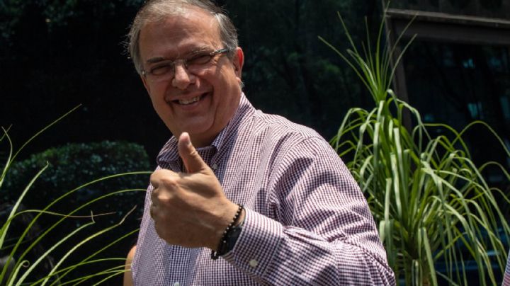 Ebrard promete a Yucatán mantener impulso de la zona sur