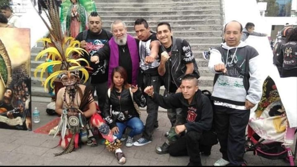 Padre Matus: El sacerdote rockanrolero de Nezahualcóyotl