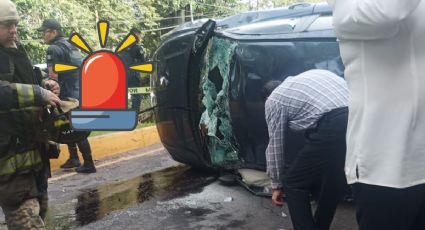 Accidente en Xalapa: auto vuelca en Avenida Murillo Vidal. Esto se sabe.