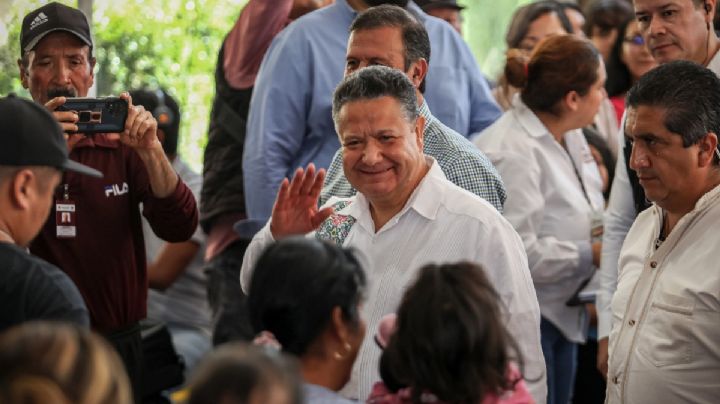 Cerca de los 1,000 millones de pesos en recaudación por reemplacamiento: Menchaca