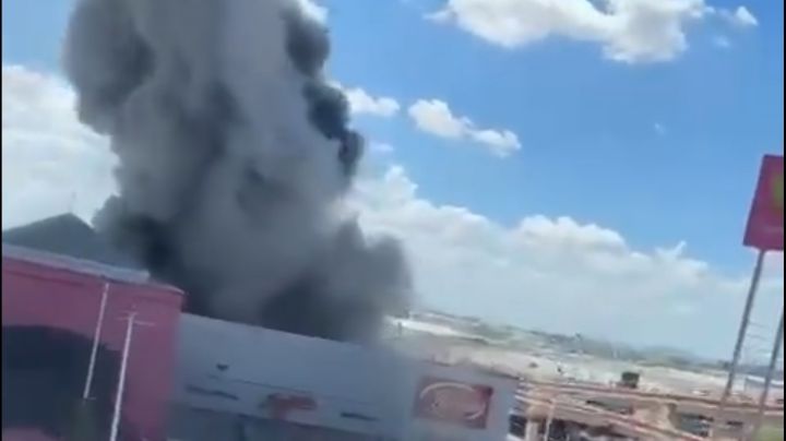 VIDEO | Impresionante incendio en tienda de telas en Hermosillo