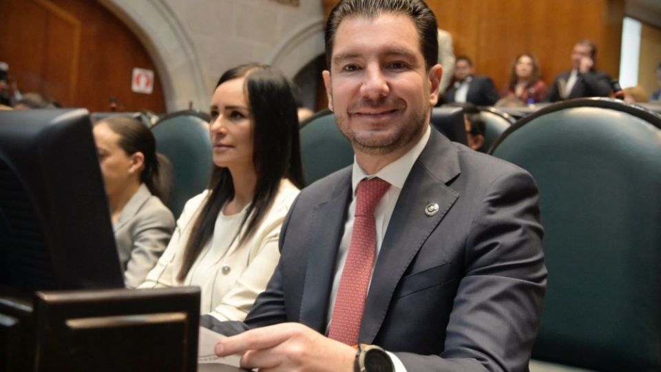 El también presidente de la Jucopo precisó que las propuestas que reciba la LXI Legislatura serán analizadas a cabalidad para determinar su viabilidad, anteponiendo el bien de las y los mexiquenses