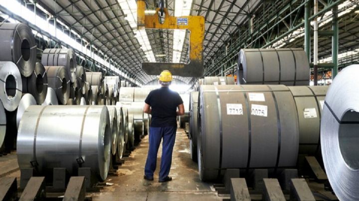 Industria siderúrgica con salarios muy por arriba en industria manufacturera