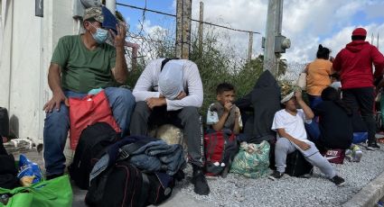 Sin ventilación, comida y agua, INM encuentra camión con 230 migrantes