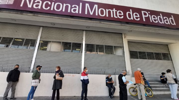 Asaltan el Monte de Piedad en la Escandón; ladrón se queda encerrado en la sucursal