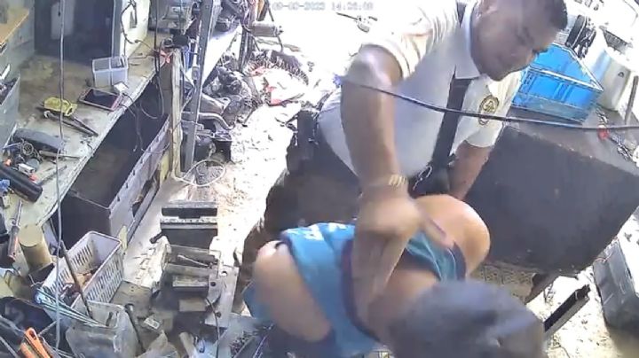 VIDEO | Agente de la fiscalía de Coahuila esposa y tortura a un herrero; gobierno calla