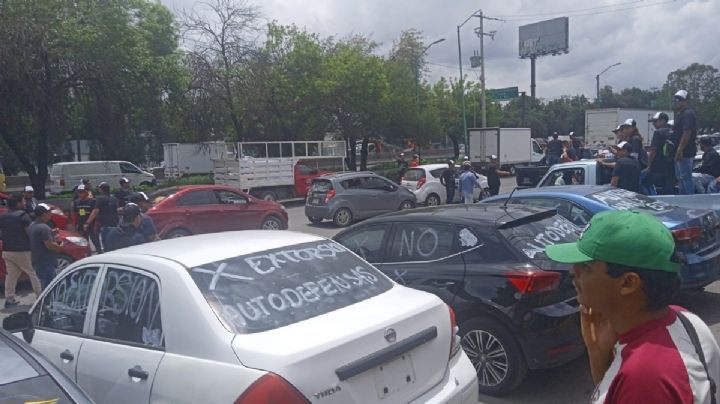 Autodefensas del Transporte realizan operativo en Cuautitlán Izcalli al lado de la México Querétaro